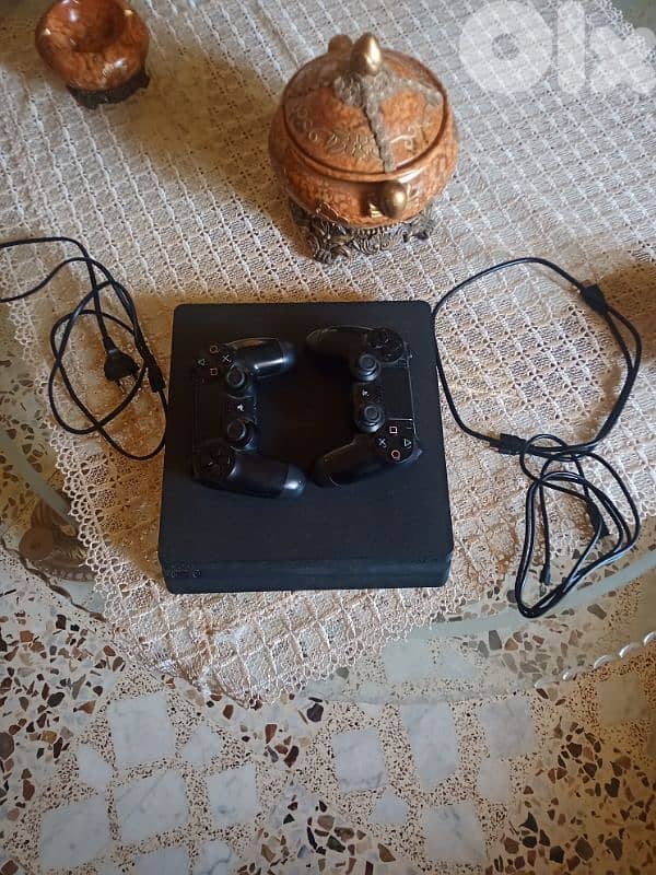 ps4 slim m3adale 3layha 10 games 1