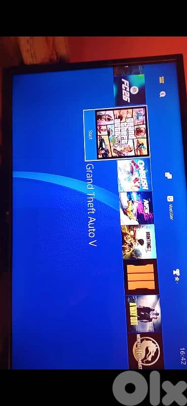 ps4 slim m3adale 3layha 10 games 2