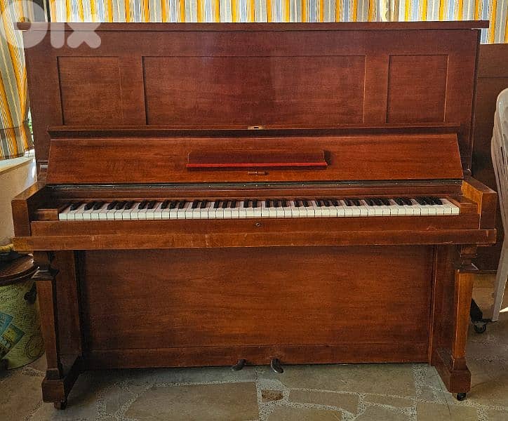 Piano Steinway & sons 9