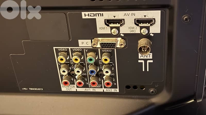 Panasonic plasma 50 inch tv + black TV unit 2