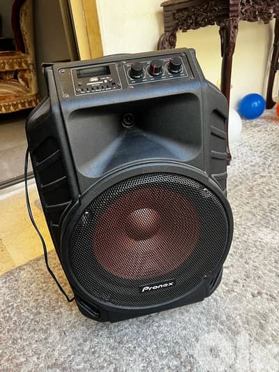 speaker pronex