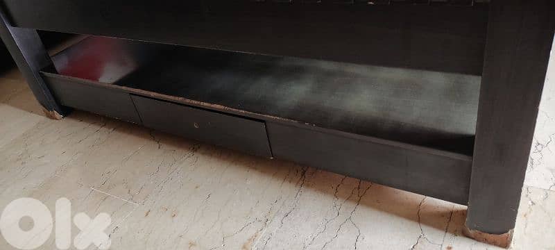 Wooden table 3