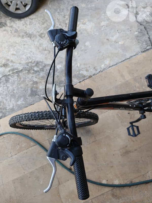 Red Hawk Sports bike + bike Rack 2