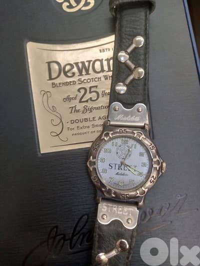extremely rare vintage street watch japanese movm in great condition