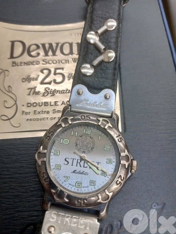 extremely rare vintage street watch japanese movm in great condition 3