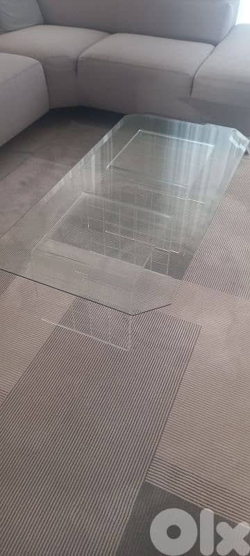 Glass Table with plexiglass support 1