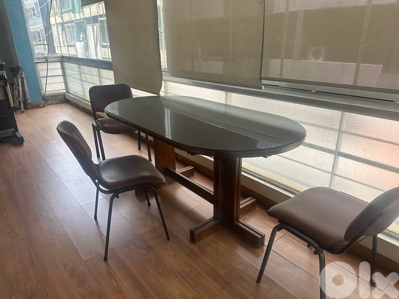 Office furniture. فرش مكتب 2