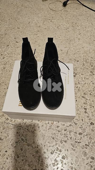 winter suede low boots
