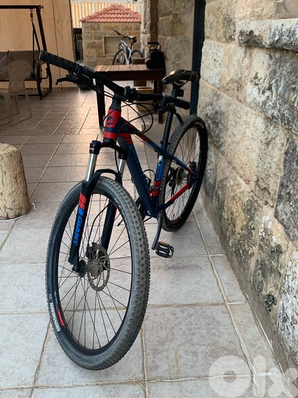 Off-Road Giant Bicycle 4