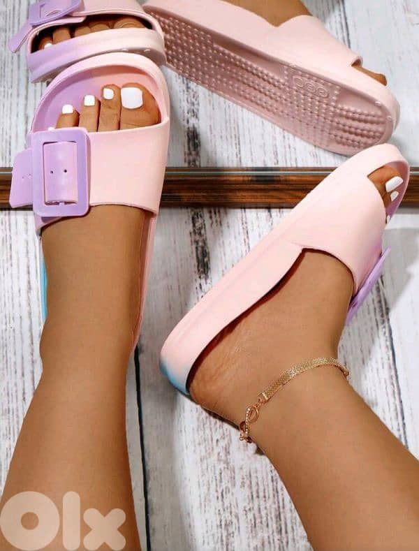 New Adjustable & Comfortable Woman Summer Flat Slippers 1
