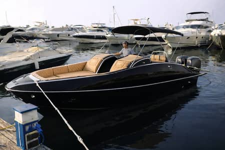 27 Feet Voodoo | Good Condition | Low Engine Hours
