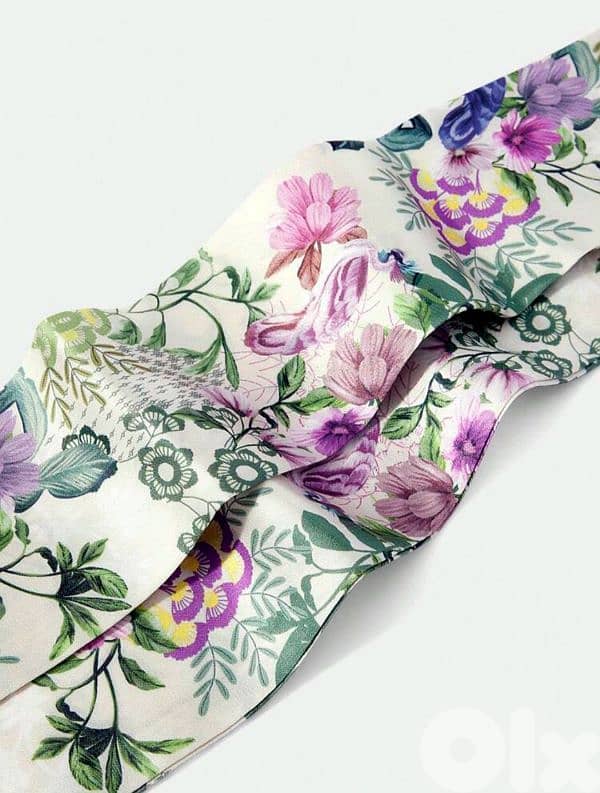 New Fashionable Woman Floral Printing Multi-Functional Silk Scarf 5