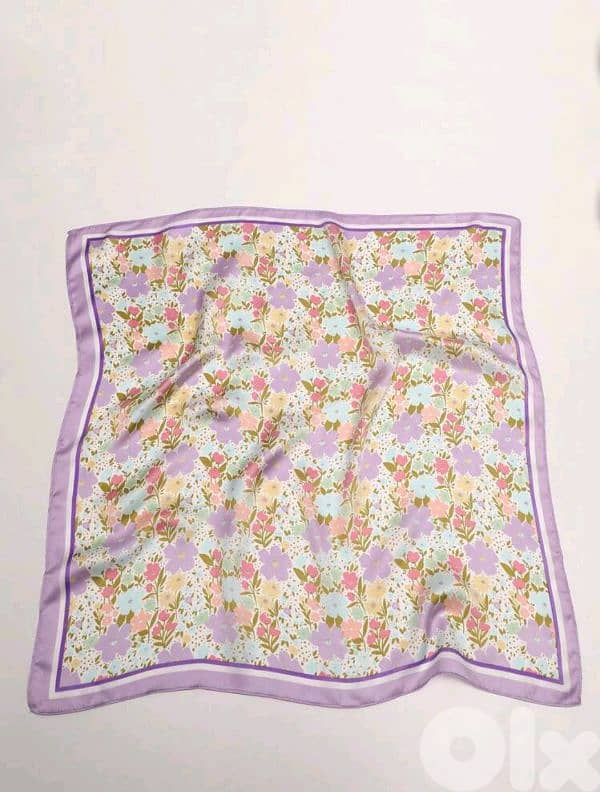 New Elegant Woman Boho Florals Print Lilac Square Scarf 2