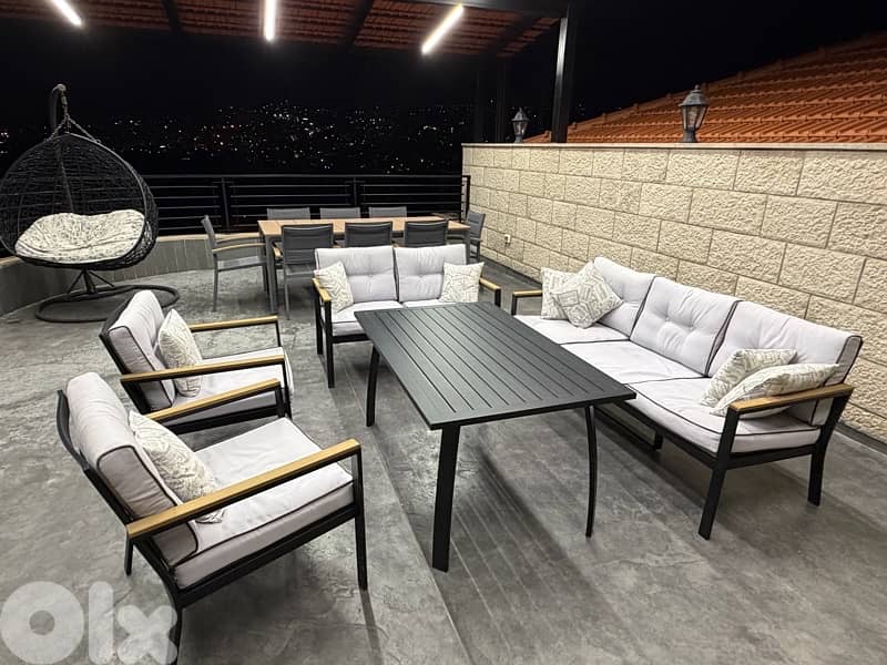 outdoor rooftop lounge setup 2