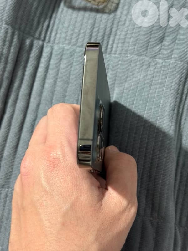 Iphone 13 pro 256 like new 8