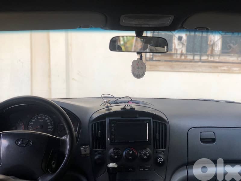 Hyundai h1 2012 1