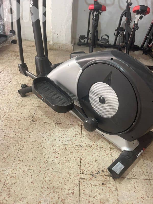 Elliptical reebok original price 700$ now for 500$ special price 500$ 2