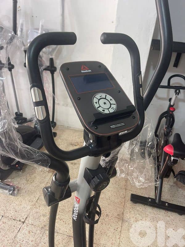 Elliptical reebok original price 700$ now for 500$ special price 500$ 3