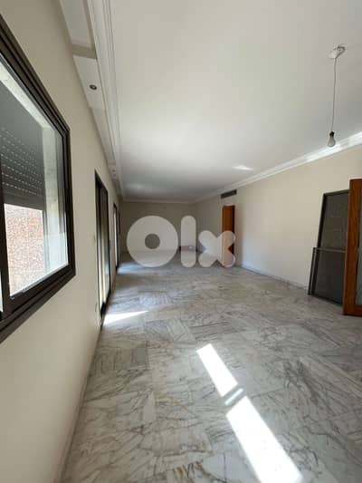 Apartment for Sale in Achrafieh | شقة للبيع في الأشرفية
