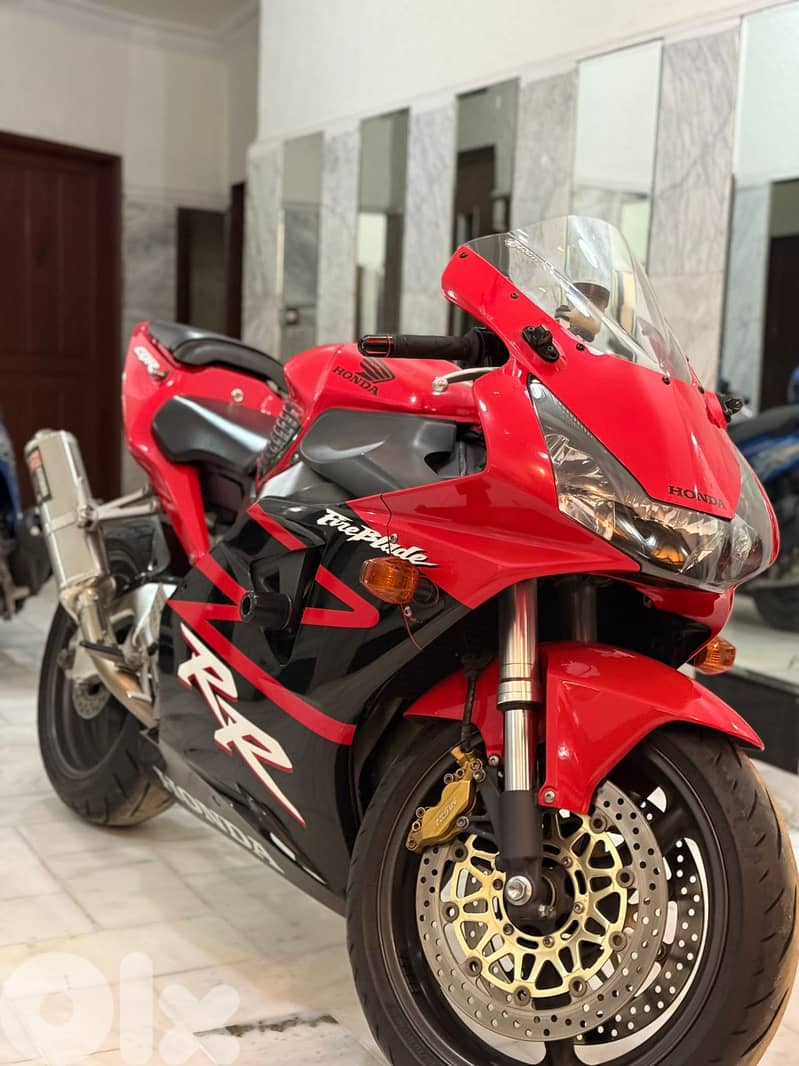 Cbr 954 RR 4