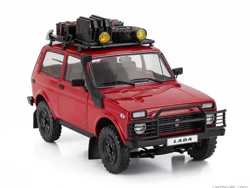 Lada Niva 1980 diecast car model 1;18 3