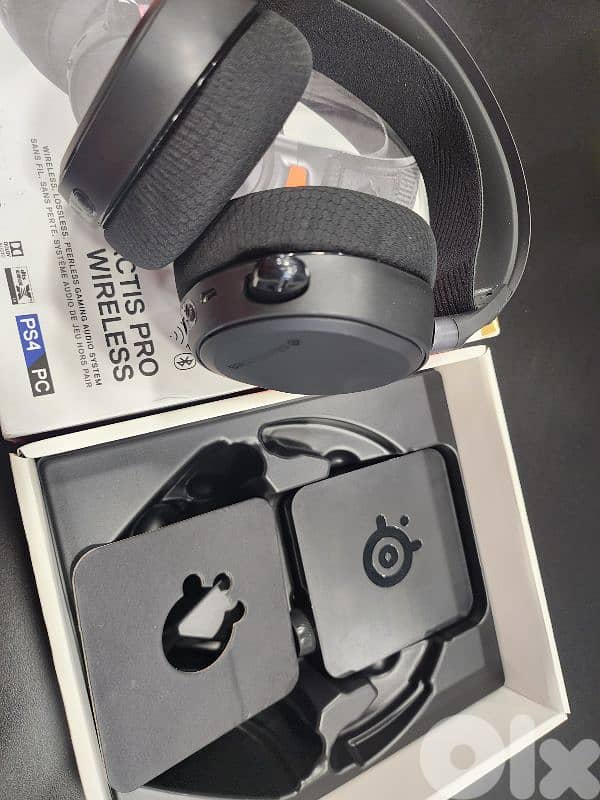 Steelseries Arctis Pro Wireless Headset 2