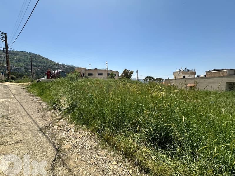 1130m land zone 25/50 three floor building Qobeih Hammana RasMetn 3