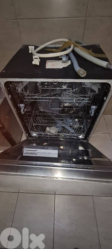 TEKA BUILT IN DISH WASHER 2