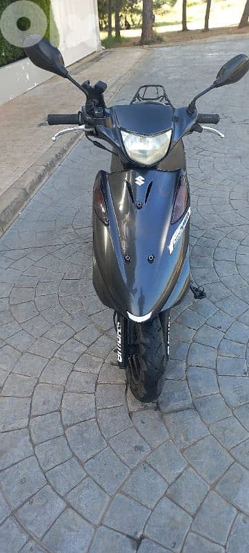 Suzuki address V125 (like new)
