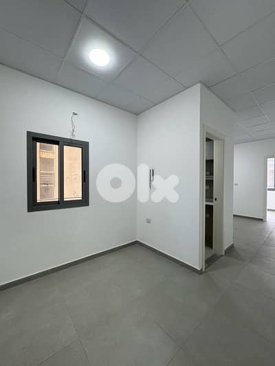 Office for Rent in Prime in Badaro Adlieh - مكتب بموقع حيوي للإيجار