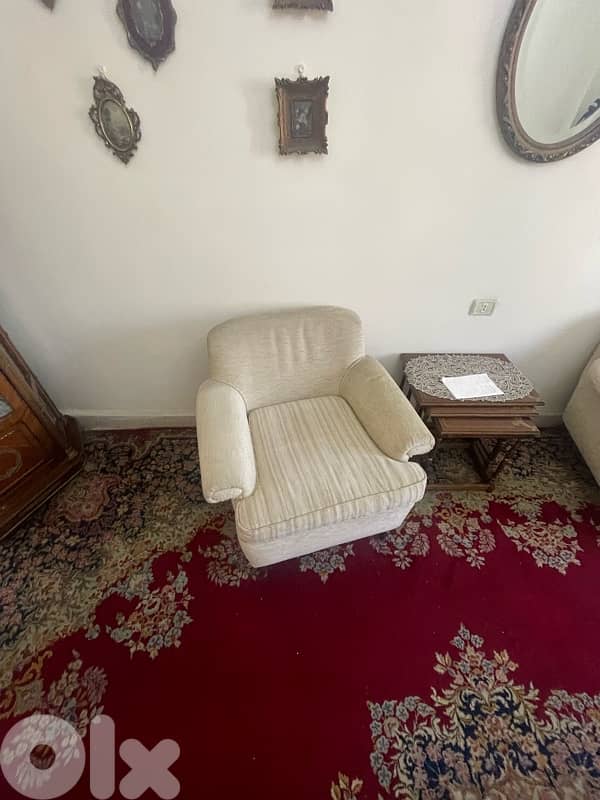 LIVING ROOM FOR SALE 3