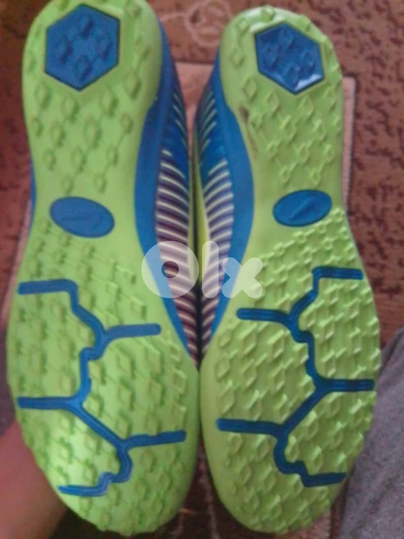 Football shoes 1
