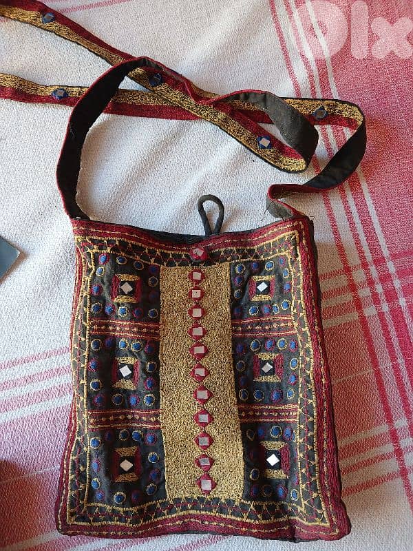 handbags each 20$ 10