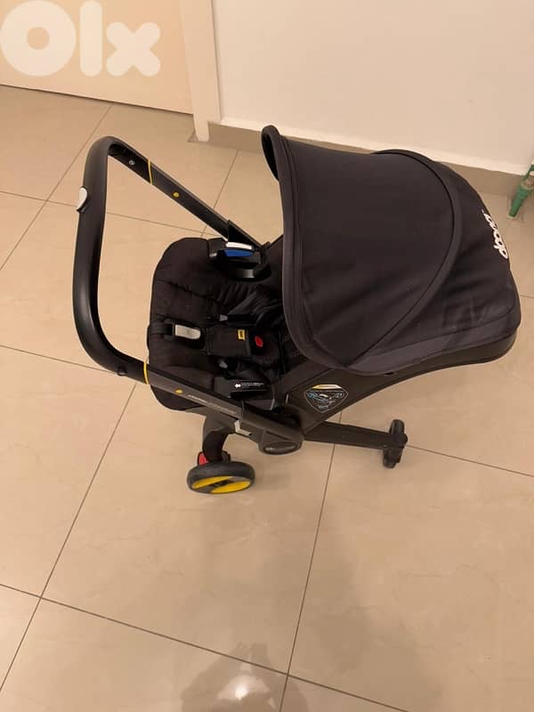 Doona car seat and stroller 1