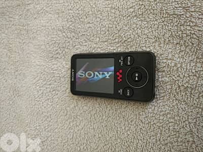 Old mini walkman Sony - Not Negotiable