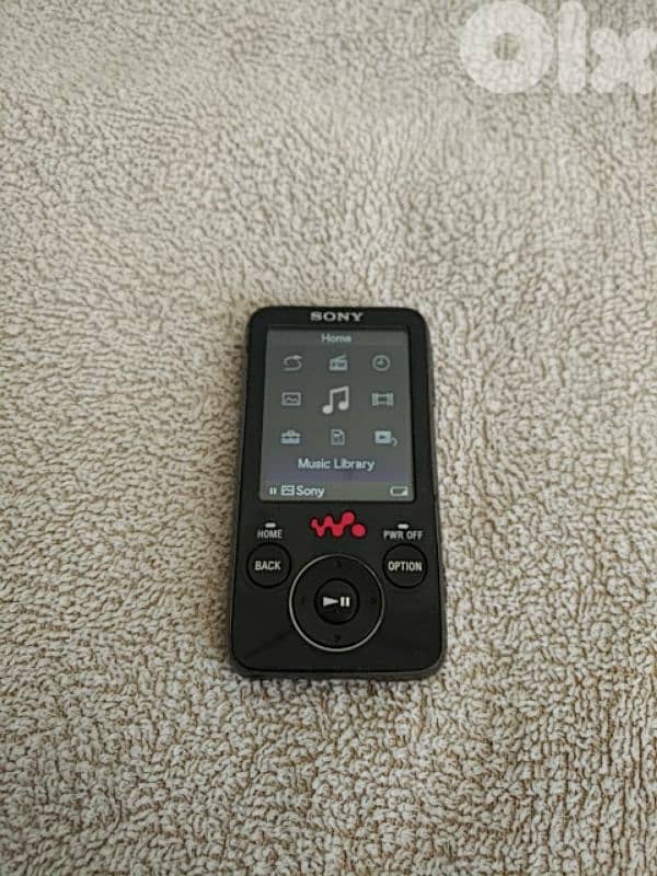 Old mini walkman Sony - Not Negotiable 1