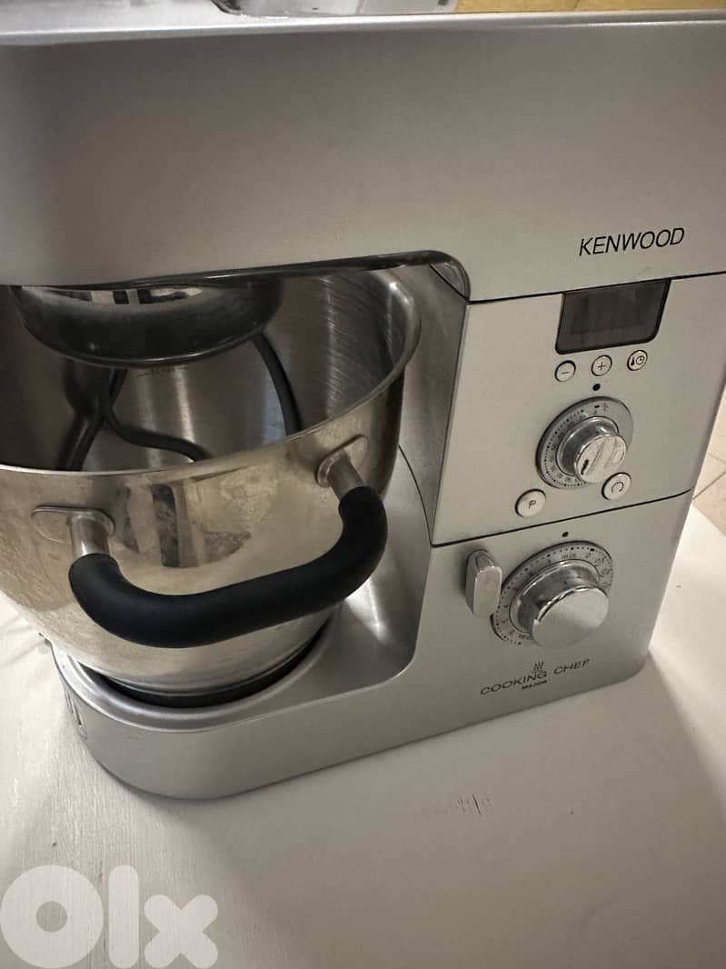 Kenwood Cooking Chef Major KM070 – Premium Induction Cooking Mixer 1