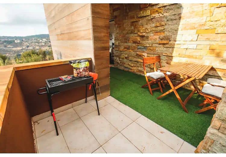 L10404 Chalet For Rent In Fakra, Red Rock 5