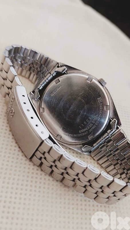Vintage Seiko SQ Quartz white Roman Dial Day-Date Watch 2