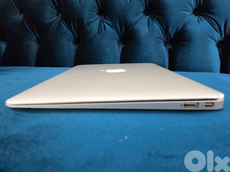 MacBook Air 11-inch (Early 2015) - Intel i5 -128GB SSD Clean Condition 8