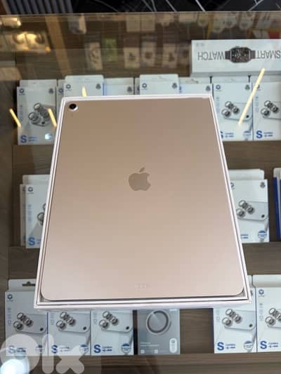 ipad m3 still new with box and charger