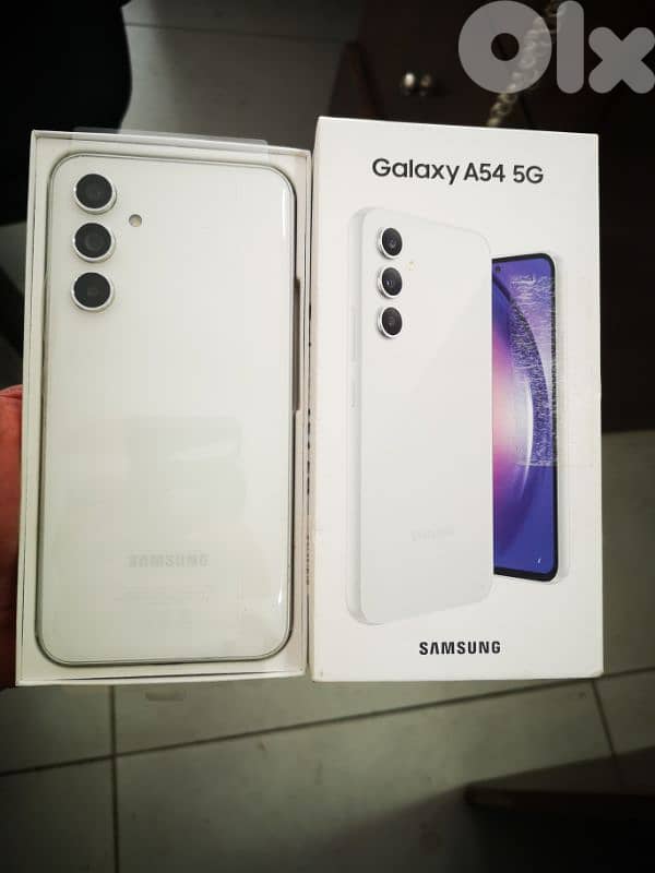 Samsung Galaxy A54 5G ( 16 Gb Ram and 256 Gb Memory) used like New 2