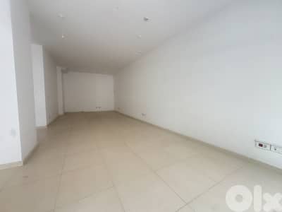 Office for rent in jdeideh MQOA44