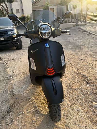Vespa 300