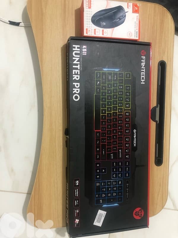 GAMING SET ( gaming keyboard + mouse + mousepad + accessories ) 2