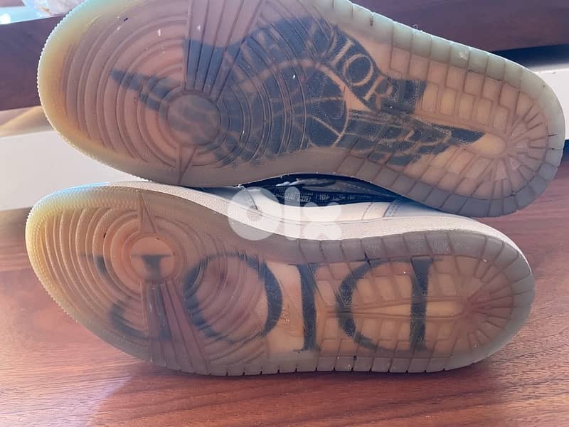 Dior x Air Jordan 1 High OG 6
