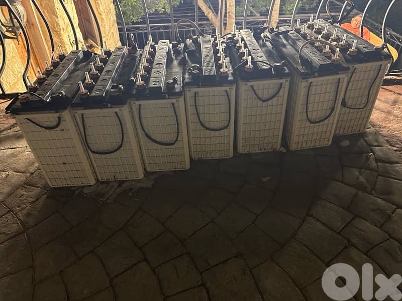 acid batteries 1