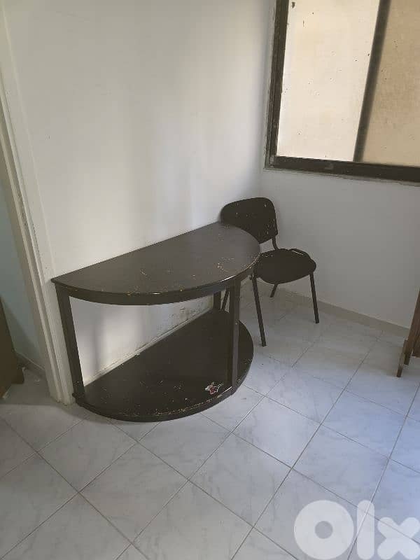 tables and bureau 11