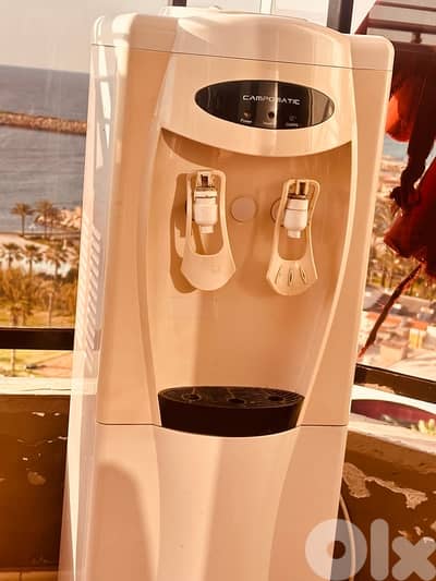 water dispenser very good condition campomatic
