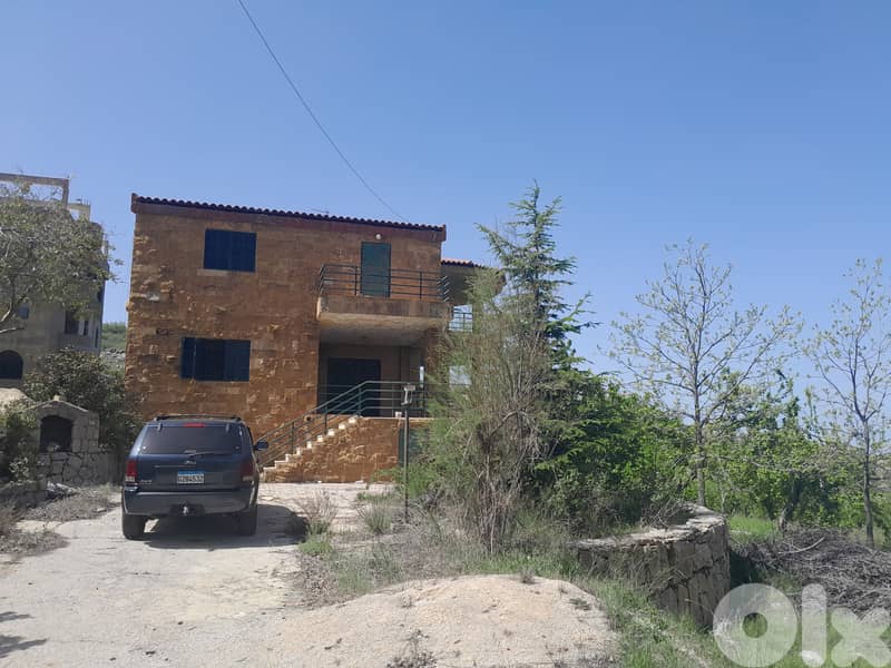 Land for Sale in Tarchich – Unblockable Panoramic Mountain View 3